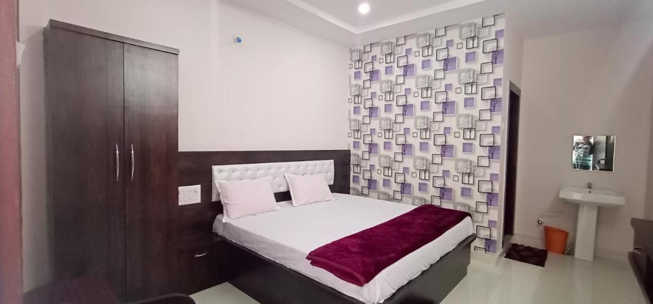Varun Residency Bhadrachalam Ngoại thất bức ảnh